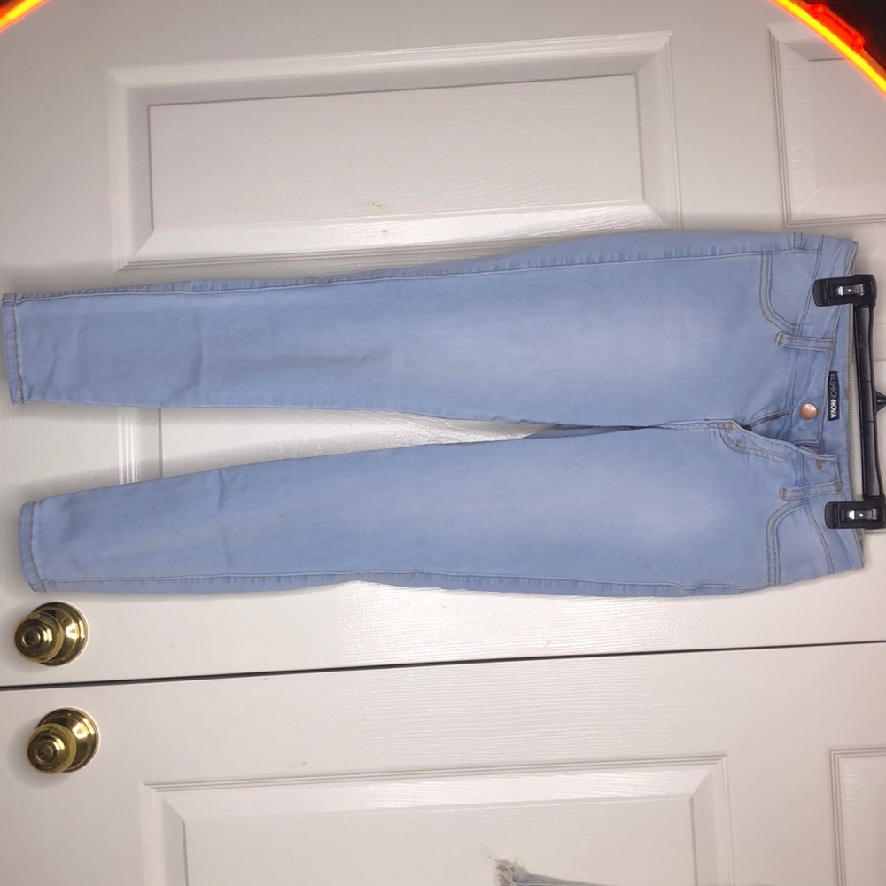 Fashion nova light wash skinny jeans